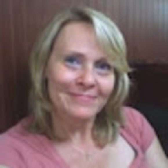 Meet your Posher, Shirley - Picture 1 of 1